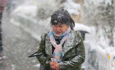 Blizzard in China suspends schools Blizzard in China suspends schools