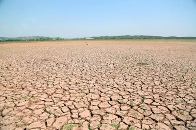 'Comprehensive efforts needed to tackle looming water scarcity in Pak' 'Comprehensive efforts needed to tackle looming water scarcity in Pak'