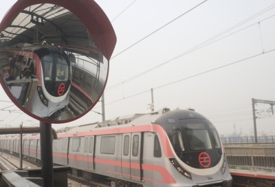 Delhi Metro installs improvised information signages at stations