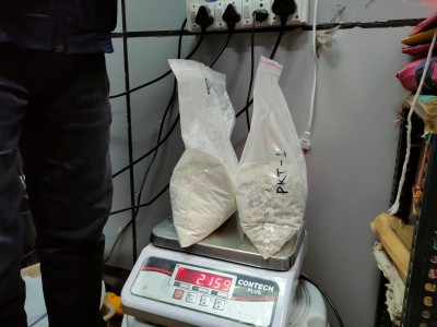 Kenyan woman held with heroin at Jaipur Airport Kenyan woman held with heroin at Jaipur Airport