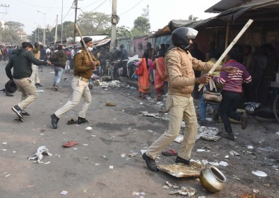 Over 50 injured in lathicharge at Patna BJP office