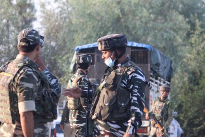 Terrorist, associate arrested from Sopore in J&K Terrorist, associate arrested from Sopore in J&K