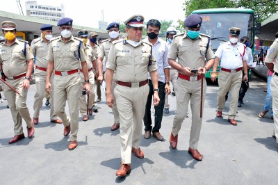 Case to be booked for curfew violation: Bengaluru top cop Case to be booked for curfew violation: Bengaluru top cop