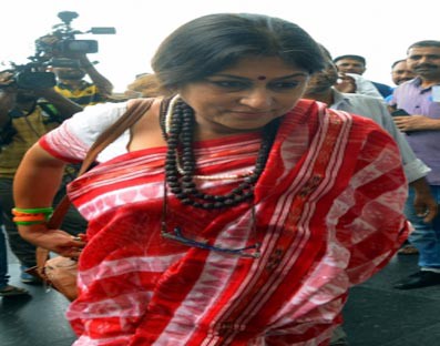 KMC election: Roopa Ganguly hits out against BJP's Bengal leadership