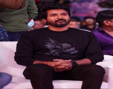 Sivakarthikeyan's silent gesture to anchor at film event wins hearts