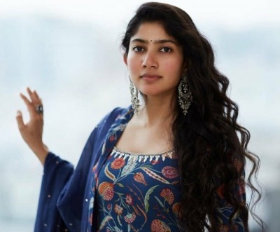 Sai Pallavi gets emotional at 'Shyam Singha Roy' pre-release event Sai Pallavi gets emotional at 'Shyam Singha Roy' pre-release event