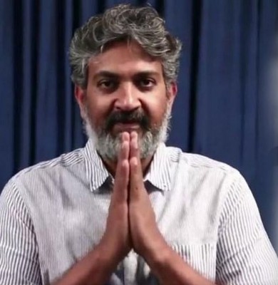 Rajamouli thanks Pawan, Mahesh, Dil Raju for averting box-office clash Rajamouli thanks Pawan, Mahesh, Dil Raju for averting box-office clash