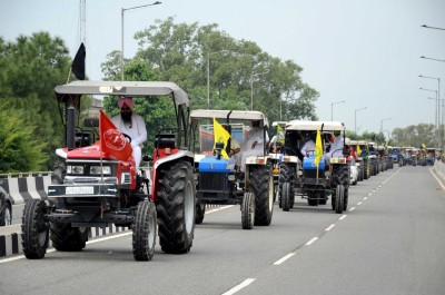Accident kills 2 Punjab farmers returning from protest site Accident kills 2 Punjab farmers returning from protest site