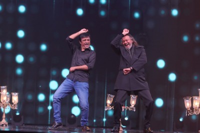 Mithun Chakraborty plays pranks on 'Dance+ Season 6' Mithun Chakraborty plays pranks on 'Dance+ Season 6'