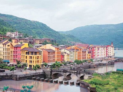 Mumbai's Darwin Platform Infra Ltd wins bid for Pune's Lavasa city