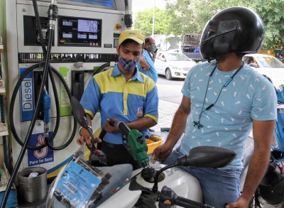 Diesel, petrol prices steady on Sunday Diesel, petrol prices steady on Sunday