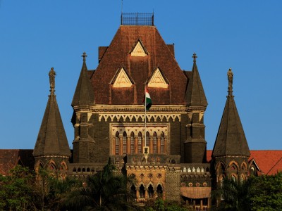 SC Collegium refuses to confirm Bombay HC judge who gave 'skin-to-skin' verdict SC Collegium refuses to confirm Bombay HC judge who gave 'skin-to-skin' verdict
