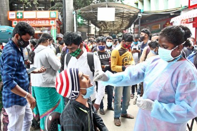 Alert in Hyderabad's Paramount Colony after 2 Omicron cases detected Alert in Hyderabad's Paramount Colony after 2 Omicron cases detected