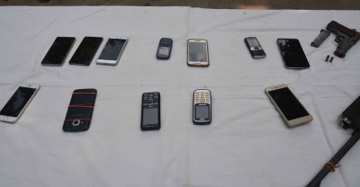 Cyber Police in Kashmir recovers, returns smartphones worth lakhs