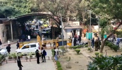 Rohini court blast: Delhi police arrest scientist, affirms 'no terror plot' Rohini court blast: Delhi police arrest scientist, affirms 'no terror plot'