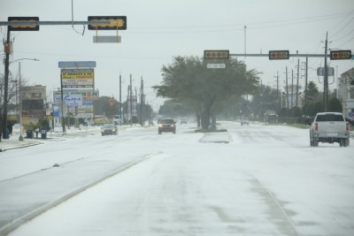 Snowstorm shuts several mountain routes in California Snowstorm shuts several mountain routes in California