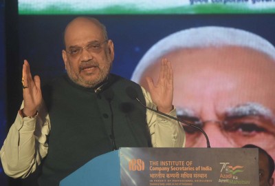 Why Maharashtra is left with just 3 district cooperatives, asks Shah Why Maharashtra is left with just 3 district cooperatives, asks Shah