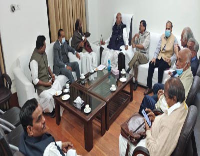 Govt should call all-party meeting: Kharge