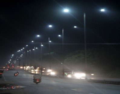 EESL targets installation of 1.6 cr more 'smart LED' streetlights by 2024 EESL targets installation of 1.6 cr more 'smart LED' streetlights by 2024