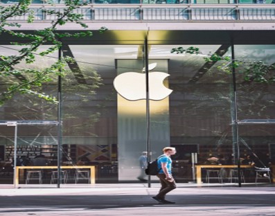 Apple shuts US store after staff members get Covid positive: Report