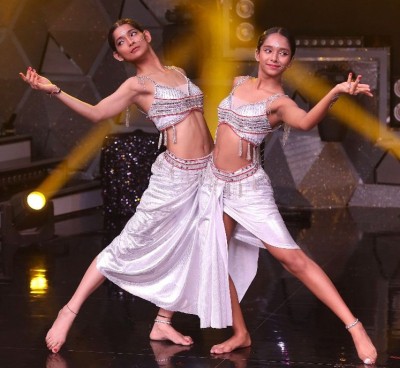 'IBD 2': Saumya Kamble shares her excitement as dad calls her 'India's best daughter' 'IBD 2': Saumya Kamble shares her excitement as dad calls her 'India's best daughter'