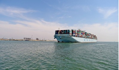 Suez Canal revenue hits record high in 2021 Suez Canal revenue hits record high in 2021