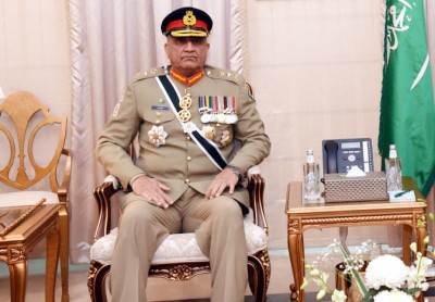 Pakistani Army Chief stresses on coordinated efforts for economic uplift of Afghans