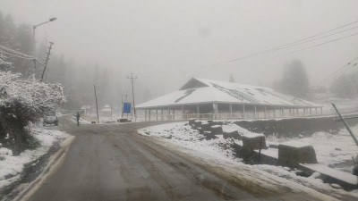 Minimum temperature above freezing point in Srinagar Minimum temperature above freezing point in Srinagar