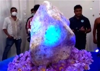 World's biggest blue sapphire 'Queen of Asia' found in Sri Lanka World's biggest blue sapphire 'Queen of Asia' found in Sri Lanka