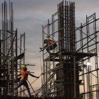 Ban on construction and demolition in Delhi-NCR to continue