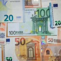 ECB to redesign euro banknotes