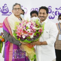 Andhra Pradesh CM calls on CJI