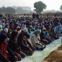 Defying Khattar, namaz offered in open in Gurugram