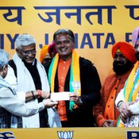 Former cricketer Dinesh Mongia, two Cong MLAs join BJP