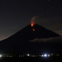 Concerns over active Indonesian volcanos after Semeru eruption