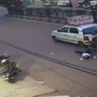 Scooty-borne snatchers drag Delhi woman for 100 metres