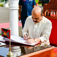 Cash reward for military personnel raised in K'taka