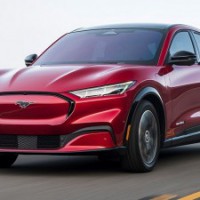 Ford to triple production capacity of Mustang Mach E by 2023