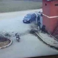 Policeman escapes unhurt in militant attack in J&K