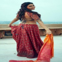 Manisha Yadav to play female lead in 'Ninaivellam Neeyada'