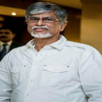 Silambarasan should have been at 'Maanaadu' event: Director S.A. Chandrashekar