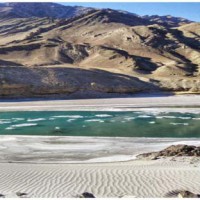 Unabated cold wave in Kashmir, Ladakh