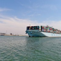 Suez Canal revenue hits record high in 2021