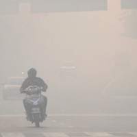 IMD forecasts rain for Delhi, AQI 'very poor'