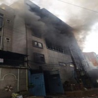 Fire breaks out in shoe factory in Delhi