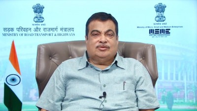 Gadkari praises MP's handicraft, handloom sectors Gadkari praises MP's handicraft, handloom sectors
