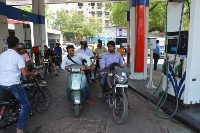 Fuel prices break into new highs across country Fuel prices break into new highs across country