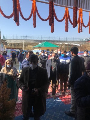 Foreign diplomats briefed on security situation in J&K Foreign diplomats briefed on security situation in J&K