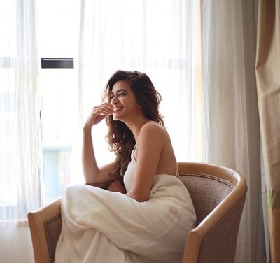 Kriti Kharbanda: Laughter is like the windshield wiper Kriti Kharbanda: Laughter is like the windshield wiper