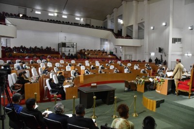LS Speaker urges democratic institutions to share best practices LS Speaker urges democratic institutions to share best practices
